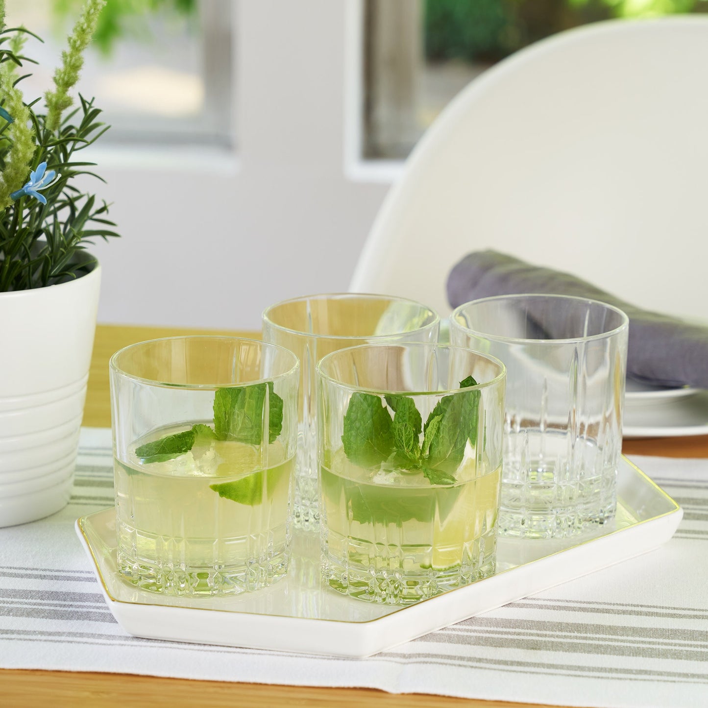 Perfect D.O.F. Glasses, Set of 12